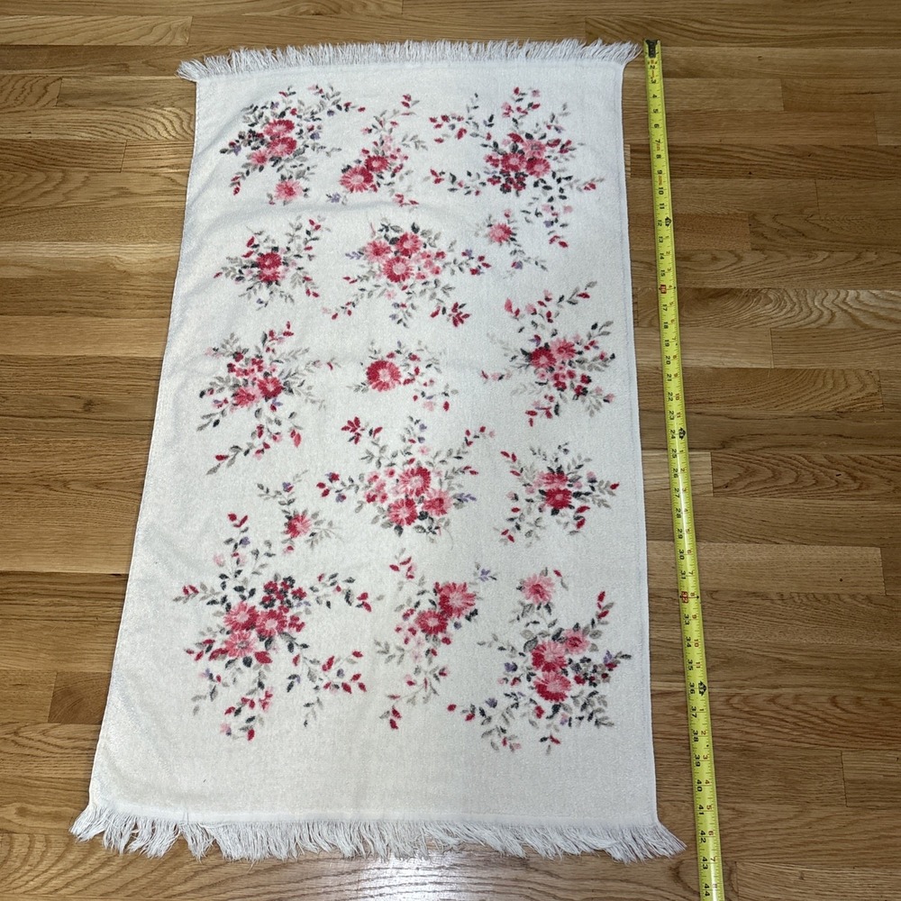 Vintage MCM Cannon Monticello Pink Florals Fringe BATH TOWEL Retro - Picture 7 of 8